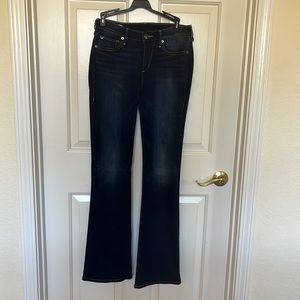 Ladies True Religion boot cut jeans size 29 with lots of stretch